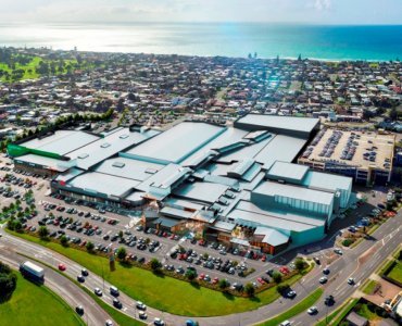 Reapor Used in High Wind Area in Bayfair Shopping Centre